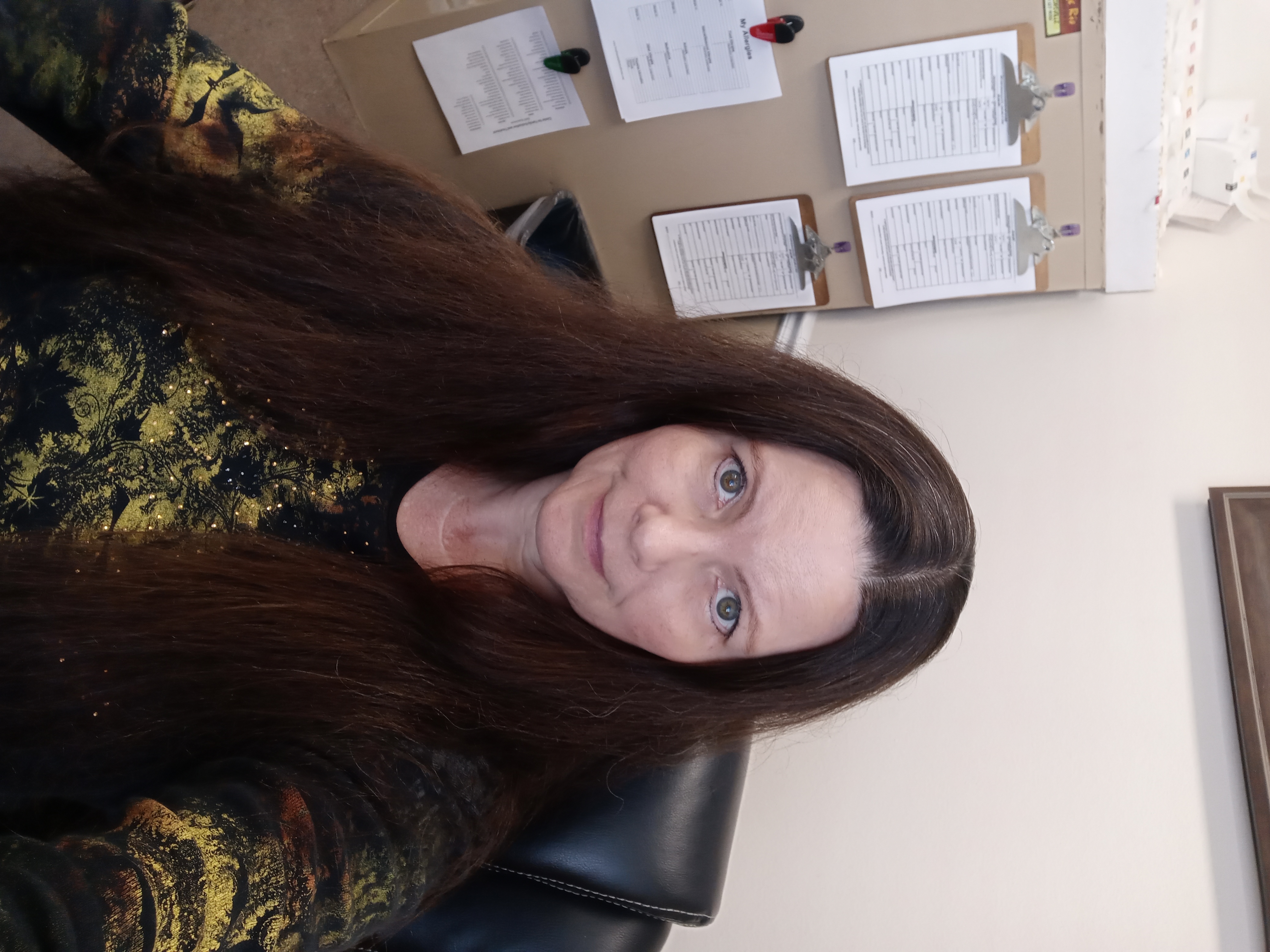 Lori Anderson headshot